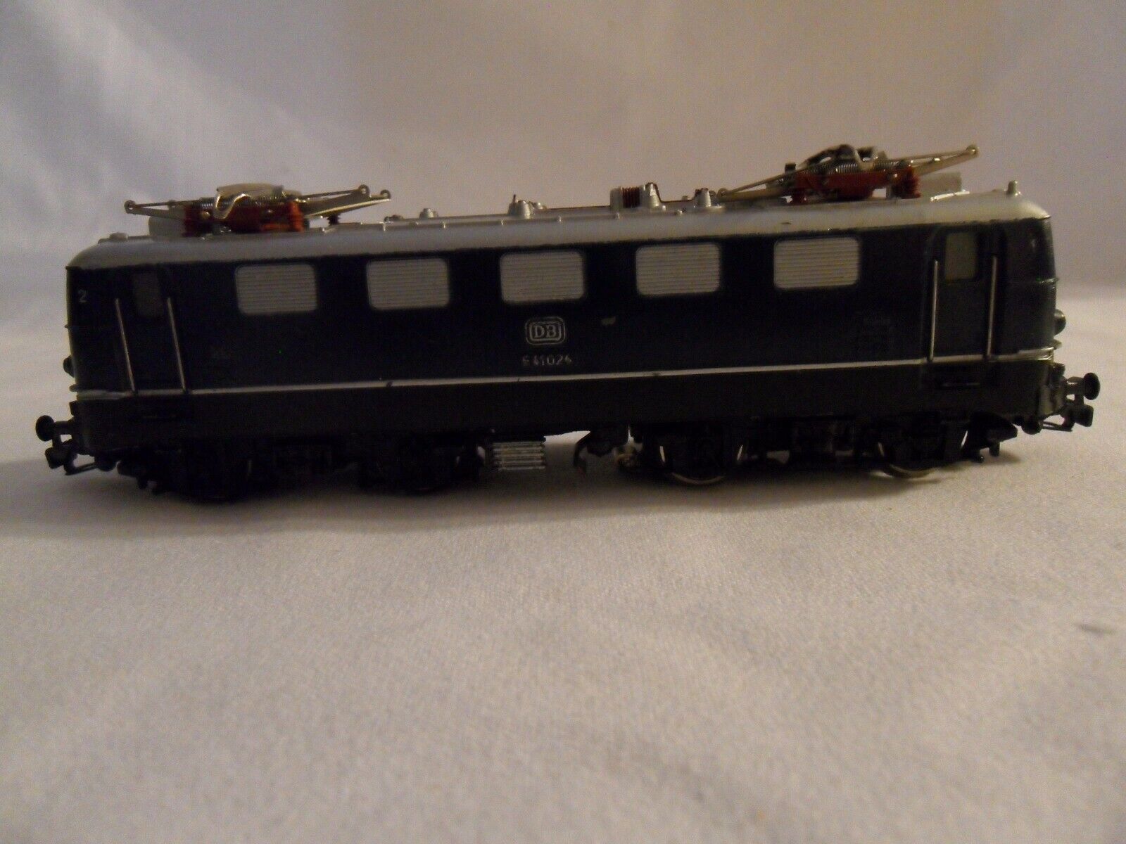 Picture 1 of 5