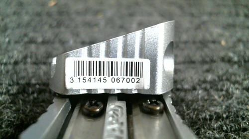 Affilamatite cuneo metallo mappato doppio foro 2 pz 506700 - Foto 3 di 5