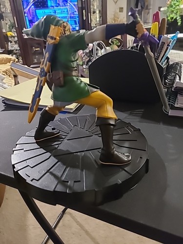 Legend of "Zelda", 2015, 8" Skyward Sword Statue - Picture 4 of 7