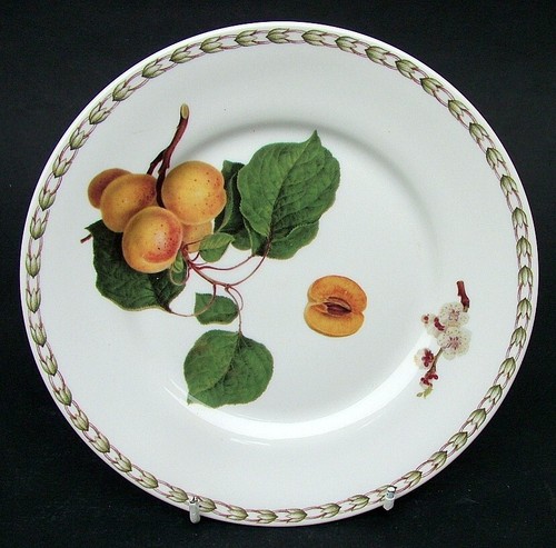 Queens Hookers Fruit for RHS Salad Starter Dessert Plates 21cm Plum Look in VGC - Picture 8 of 19