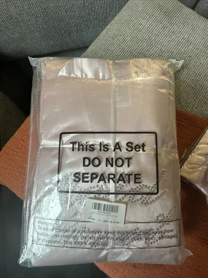 Bridal Party Robe Maid of Honor Set Of Nine Silk Polyester Robe Pink  Rhinestone - Image 3 of 4