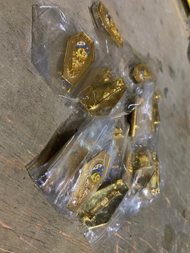 King Rama 9 Thailand Royal Cremation Ceremony Memorial Last Pin Brooch genuine - Picture 11 of 11