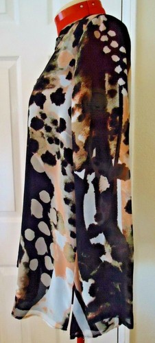 Calvin Klein Petite Black White Peach Sheer Lined Animal Print LS Blouse - Size PM - Bild 2 von 4