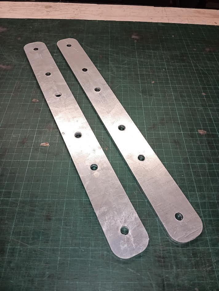 Bargain Mild Steel Flat Bar 40 x 5 x400 Long Metal Flat Drilled Galvanized PACK