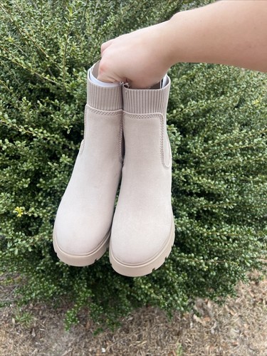 NEW No Boundaries Beige Knit Chelsea Ankle Boots Women Size 10 - Picture 12 of 17