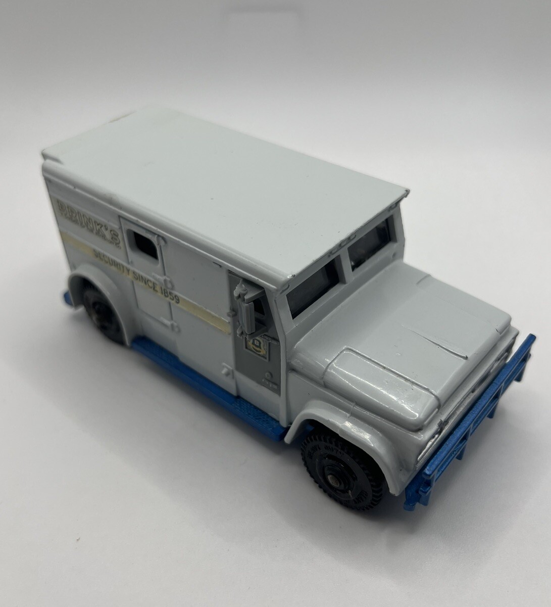 Picture 4 of 23