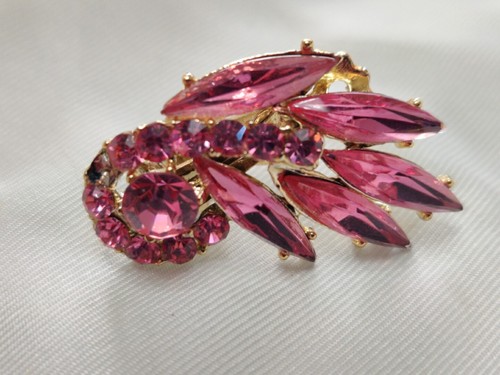 Vintage -PINK BROOCH & EARRINGS -Pin 3” x 1.75" -LEAF Design -CRYSTAL **READ** - Picture 13 of 18