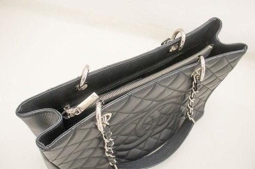 P28 CHANEL echt genarbtes Kalbsleder GST 13" Einkaufstasche Kette Schultertasche - Bild 10 von 17