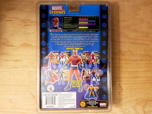 🗨🇬🇧 Toybiz Marvel Legends Captain Britain 2006 Toy Biz (no BAF) 🇬🇧🗨 - Picture 2 of 2