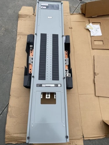 SIEMENS 400 AMP PANELBOARD INTERIOR  208Y/120V MLO 3PH/4W 42C M1C42ML400CTS