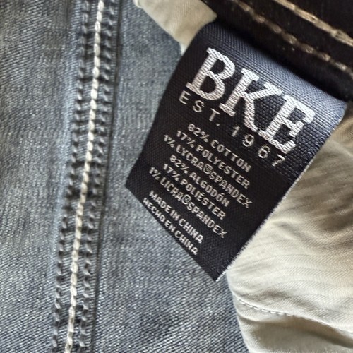 Pantalones de mezclilla elásticos premium BKE Hebilla Tyler rectos para hombre 38x30 lavado medio azul - Imagen 10 de 14