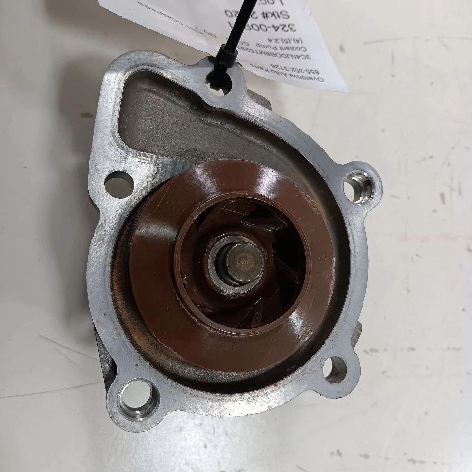 Bomba de agua refrigerante 2,4 L para Jeep Cherokee 14-23 Foto 2 de 4