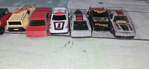 Lot Of 19 Hot Wheels & Matchbox Cars 1970, 80, 90 T-bird, Mercedes, Corvette Etc - Picture 9 of 14
