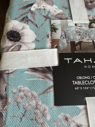 TAHARI HOME TABLECLOTH 60 X 104 BUNNY RABBITS TURQUOISE POLYESTER NIP - Picture 7 of 7
