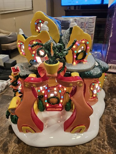 DEPT 56 HOW The GRINCH STOLE CHRISTMAS CINDY LOU WHO'S HOUSE Explore A New World - Bild 4 von 20