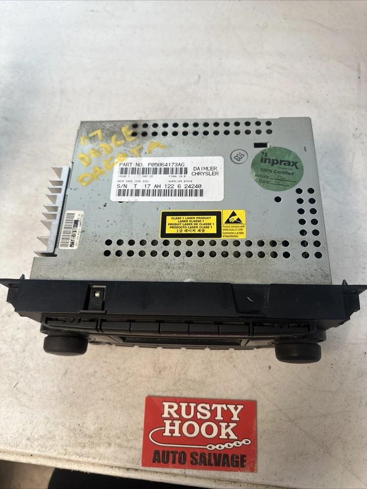 Dodge Dakota 2007 radio AM FM reproductor de CD auxiliar P05064173AG Foto 3 de 4