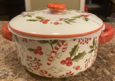 Potter's Studio Holly Berry Candy Cane Christmas Casserole Small Bean Pot New