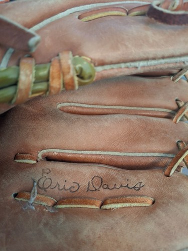 Louisville Slugger Eric Davis 11” Baseball Glove Mitt BF4D Right Hand Throw - Picture 5 of 5