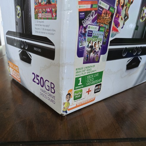 Brand New In Open Box Microsoft Xbox 360 Kinect Bundle 250GB - Picture 13 of 17