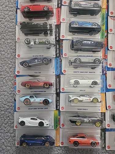 MIX Hot Wheels 50 Car Bundle Lot Variety 1/64 Mattel Cars Motorcycles & More L1 - Picture 3 of 20