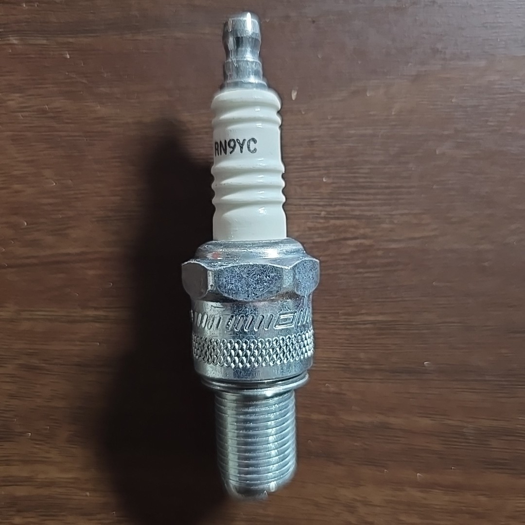 Spark Plug-Copper Plus Champion Spark Plug 415