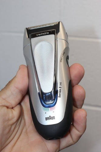 BRAUN Series 3 340 rasoio/tagliabordi uomo senza fili ricaricabile PULITO! Usato in ottime condizioni! 5742 - Foto 4 di 13