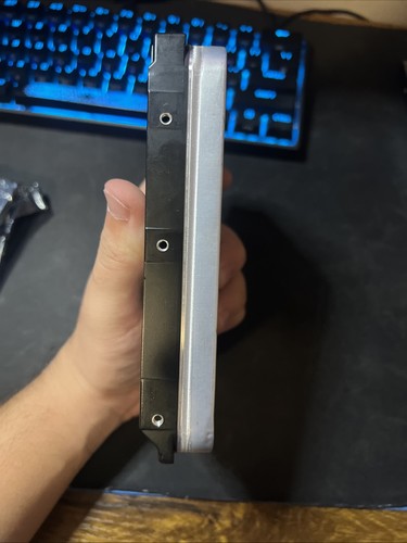 Seagate Internal Hard Drive ST24000DM001 24TB For Parts Doesn’t Work - Picture 3 of 6