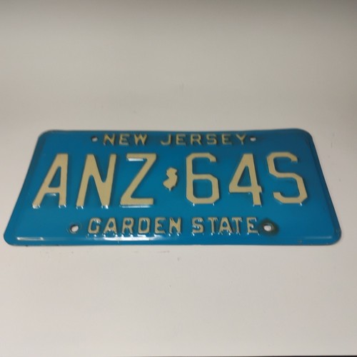 Placa de licencia vintage de los años 80 de Nueva Jersey Garden State azul y blanca # ANZ 64S - Imagen 3 de 7