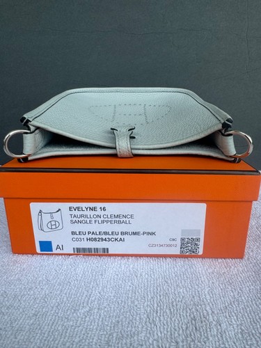 AUTH Hermes Evelyne 16 TPM Bleu Pale SHW - Picture 7 of 18