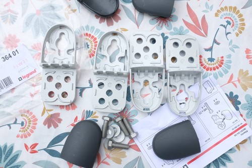 Legrand 36401 Jeu de 4 pattes fixation murale coffret Atlantic métal. Gris clair - Imagen 4 de 7