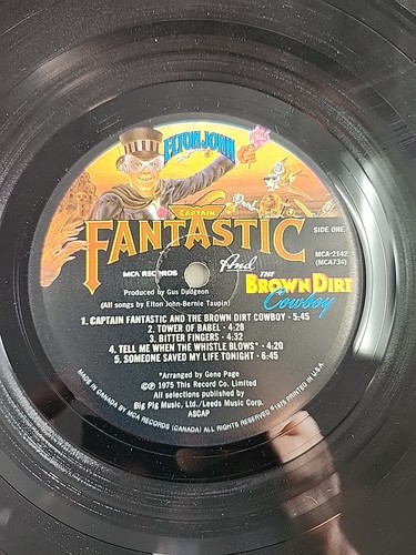 ELTON JOHN Captain Fantastic - 1975 1st Press MCA LP All Inserts - BEAUTIFUL EX - Picture 5 of 8
