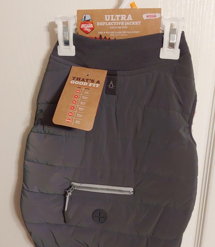 Arcadia Trail Grey Ultra Reflective Dog Coat Sherpa Lining Medium NWT - Picture 8 of 13