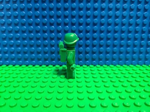 LEGO Green Army Man Minifigure Medic toy002 7595 Toy Story CMF Lot Rare Retired - Picture 2 of 4