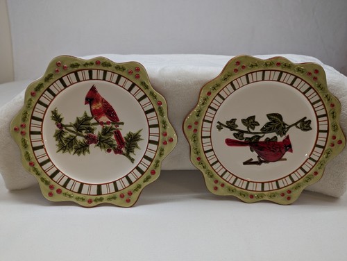 Set Of 2 Red Cardinal MWW Market Winter Songbirds 8” Plate Embossed Scallop Vgc - Picture 17 of 19