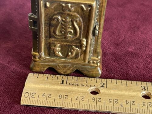 Vintage Porcelain Religious Gold Trinket Box - Picture 8 of 9