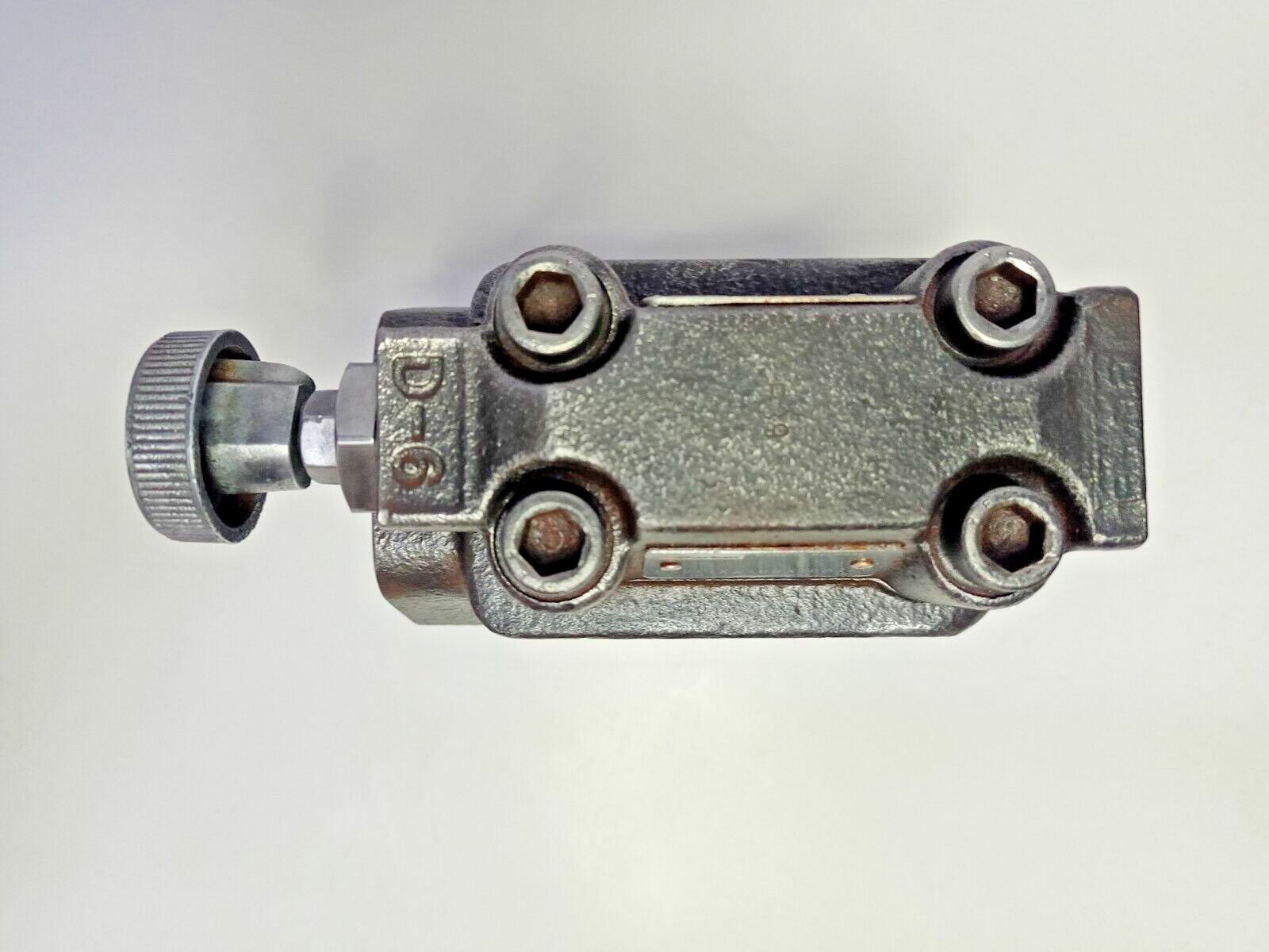 parker-r5v10-49512a125-026-57295-0-pressure-relief-valve-r4vpixx