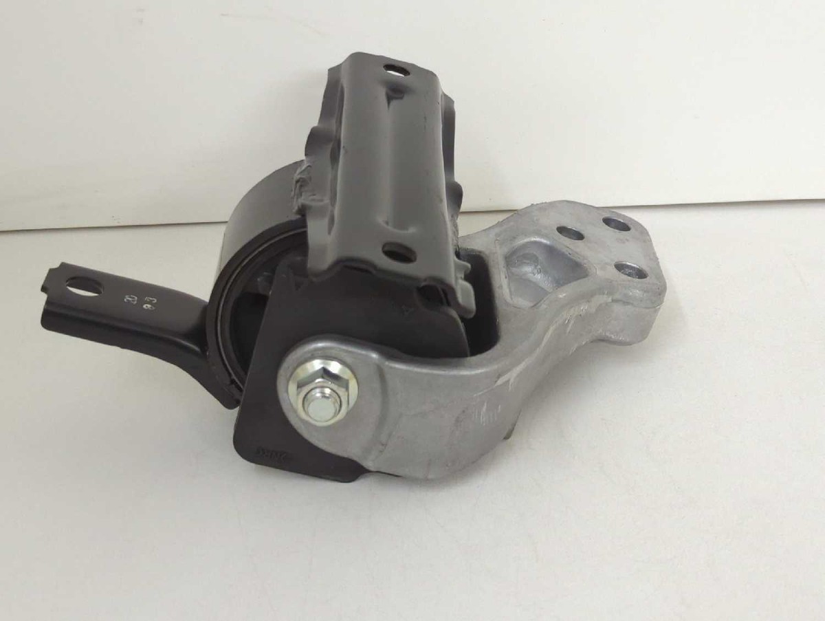 2008-2017 Mitsubishi Lancer ASX 1.6L Transmission Mount