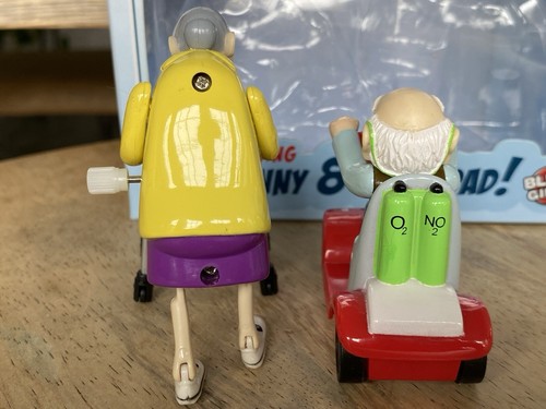 Regali Bluw: nonna e nonno da corsa! wind up pull back bavaglio regalo - Foto 4 di 6