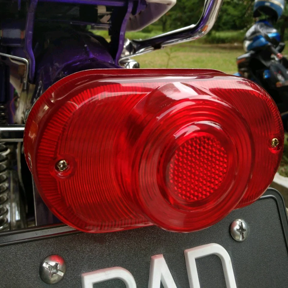 NEW Rear Taillight for Honda C50 C65 C70 C90 S90 CS90 CL90 CD70 CD90 Foto 4 de 4