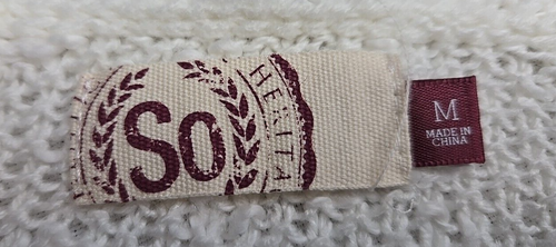 So Pullover Sweater Womens Size M White Long Sleeve Crew Neck Loose Cable Knit - Picture 9 of 9