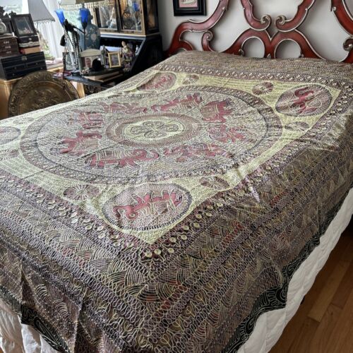 hippie Indian Embroidery Bed Trow elephant motif - Picture 2 of 14