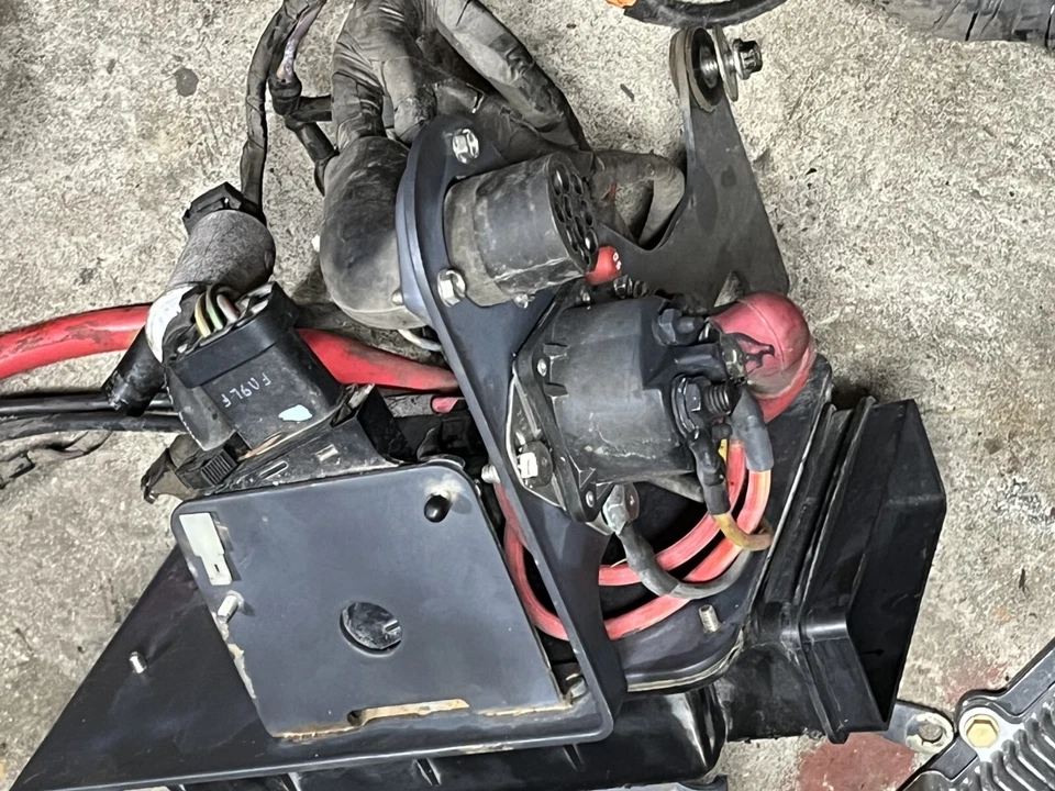 OMC 351w 302 COMPLETO EFI Motor Cableado Arnés Soportes Sensores 1992 King Cobra Foto 3 de 4