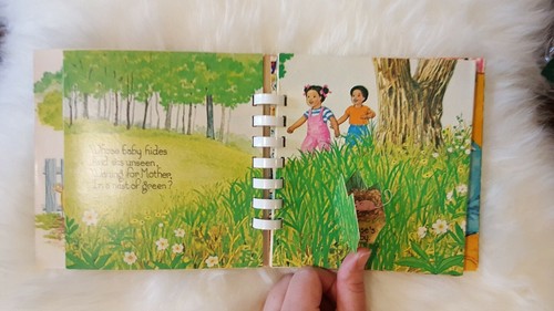 Whose Baby? A golden Book, 1978 Second Printing, By Mary Deball Kwitz rare book - Picture 9 of 11