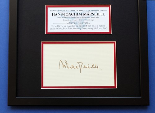 HANS-JOACHIM MARSEILLE AUTOGRAPH framed artistic display WW2 Ace Star of Africa - Picture 2 of 7