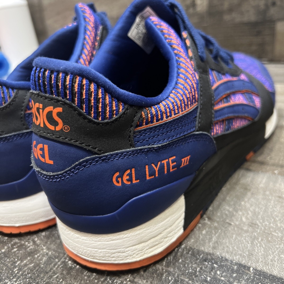 Asics gel lyte iii blue and orange hotsell