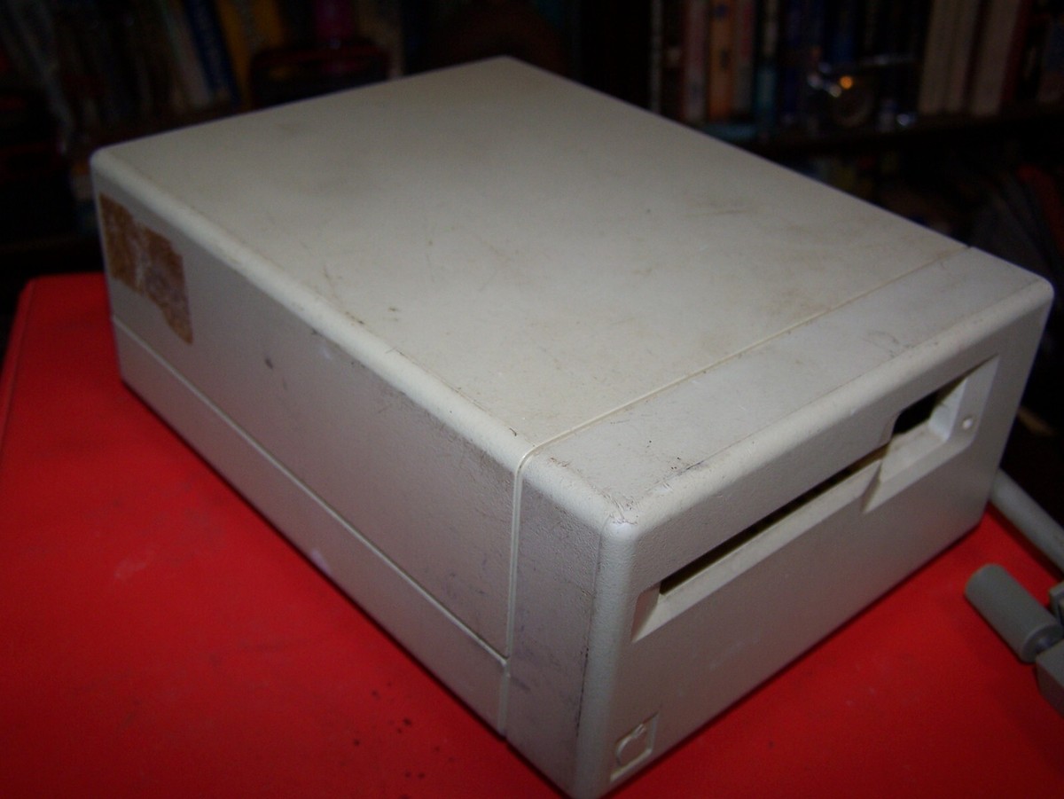 Apple Macintosh M0130 External 400k Floppy Disk Drive | eBay Apple Macintosh M0130 External 400k Floppy Disk Drive | eBay