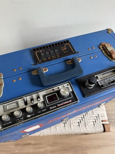 🍊Vintage Homemade Sears RoadTalker 40 CB, Sanyo Player & More in Carrying Case! - Picture 3 of 21