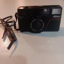 Vintage Nikon One Touch 35mm 2.8 Lens Point & Shoot Film Camera  UNTESTED 