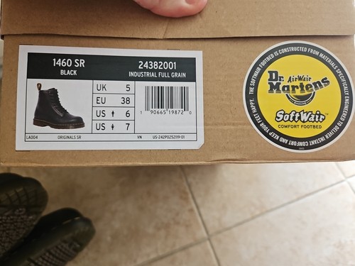 Dr Martens Boots Women Size 7 Us 1460 Slip Resistant Soft Toe Work Black Leather - Picture 6 of 6