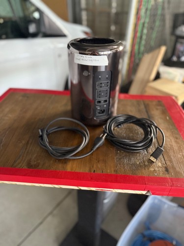 Mac Pro 2013 6-Core 3.5ghz 1TB Intel SSD 64 GB ECC RAM Dual D300